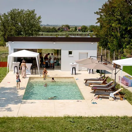 Marra וילה Curug